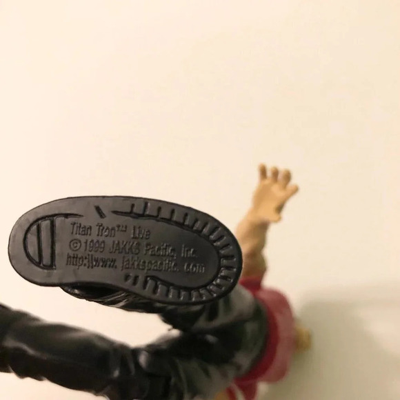 1999 WWE Titan Tron Shane McMahon Jakks Pacific Wrestling Action Figure - Picture 8 of 8